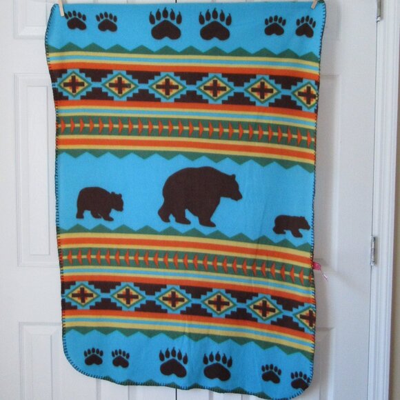 St Labre Indian School Vintage Throw Blanket Bear 100% Polyester Ashland Montana - Picture 8 of 9